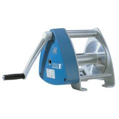 Gamma hand winch