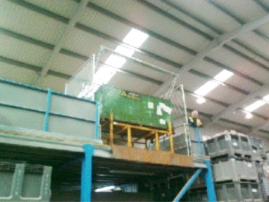 Large pallet gate on mezzanine Large pallet gate on mezzanine